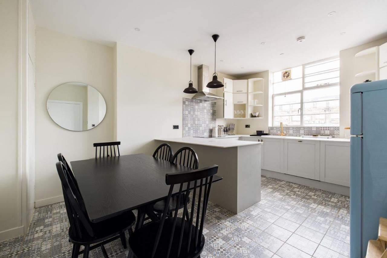 Appartamento The West End Penthouse - 4Bdr With Views Londra Esterno foto